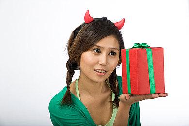 腾讯手游《极品飞车：集结》官宣今年暑期上线